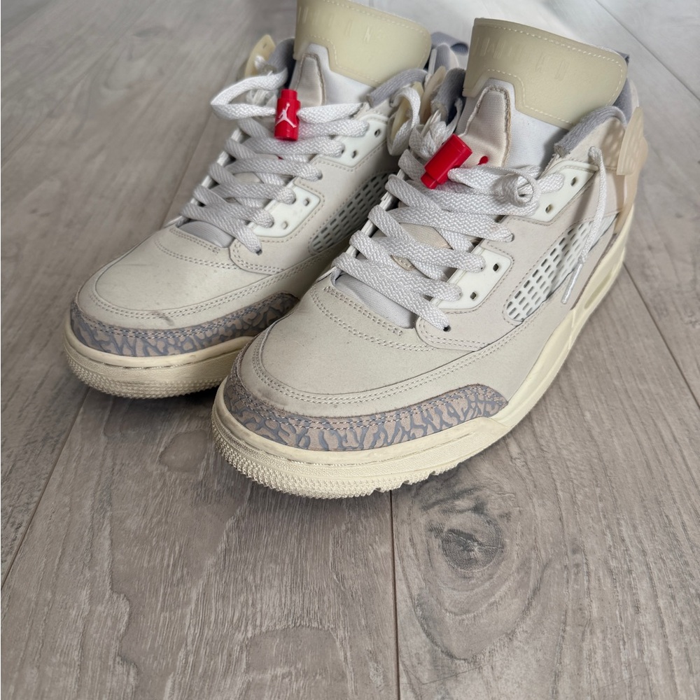 Jordan Athletic Shoes in Cream and Gray